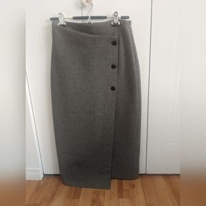 Aritzia Babaton, small size, trendy high waisted skirt